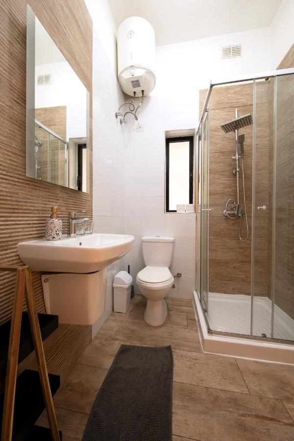 Cozy 3bedrooms Steps From Seafront Asco1-1 Sliema
